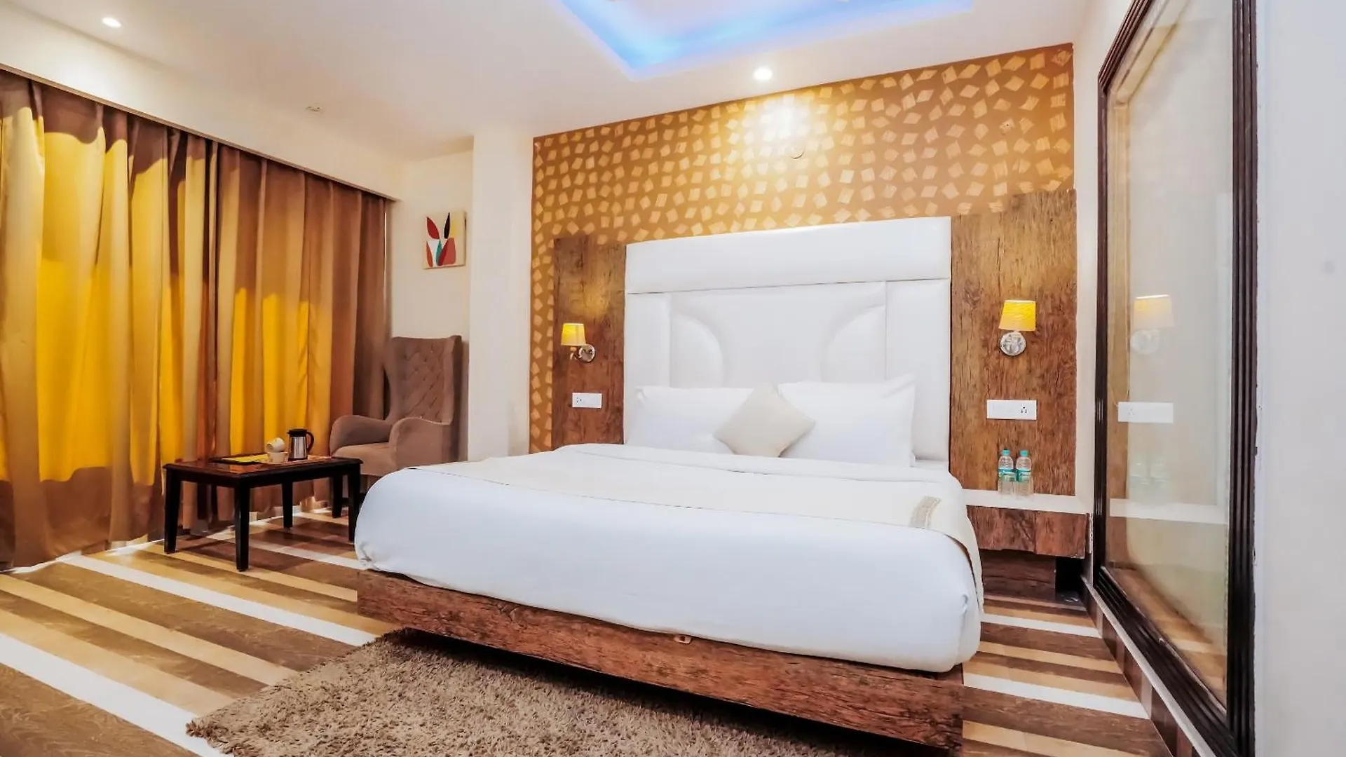 Himalayan Mountain And Valley View - Garden With Bonefire - Ample Parking - Luxury Balcony Rooms -By Aachman Stays!! Mashobra Shimla