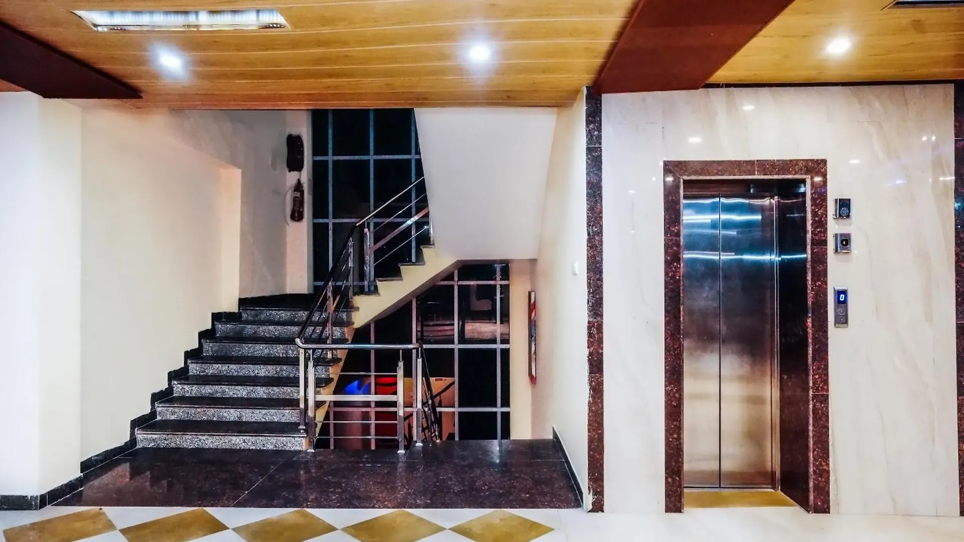 Himalayan Mountain And Valley View - Garden With Bonefire - Ample Parking - Luxury Balcony Rooms -By Aachman Stays!! Mashobra Shimla 4*,  India